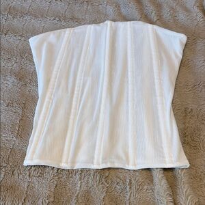 Elegant White Strapless Blouse